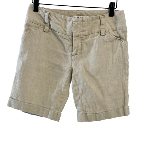 ALICE & OLIVIA SHORT (RETAIL $75) - Picture 1 of 4